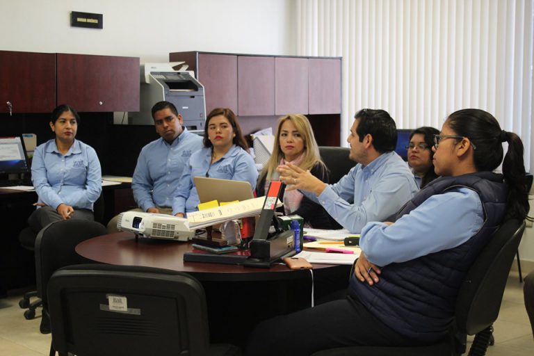 Taller de capacitación sobre SICOM y SISAI dirigido a personal de la Dirección Jurídica